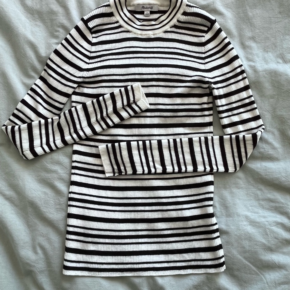 Double Layered Crewneck in Merino-Silk Blend